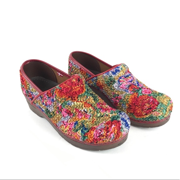 sanita floral clogs